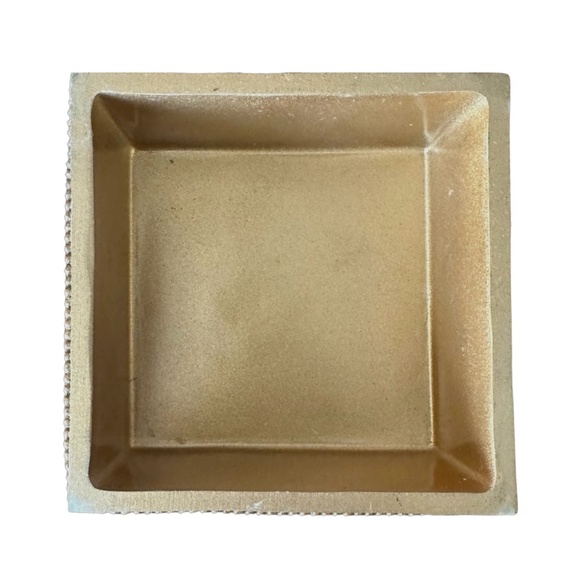 TWO'S COMPANY Handmade Ornate Beveled Mirrored Trinket Box 4.5”x 4.5” Gold Tone - Picture 7 of 9